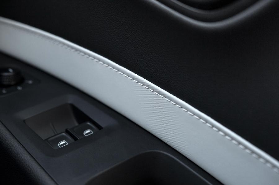  Seat Leon Cupra 280 2014 года  (UK) (фото 61 из 66)
